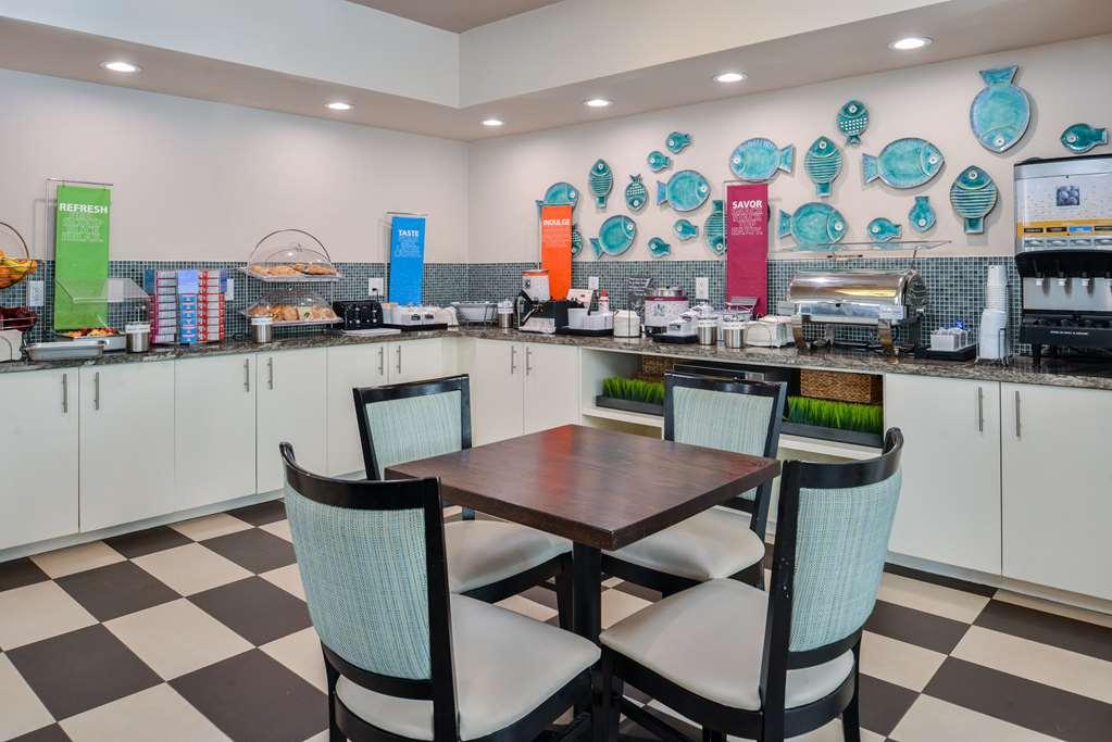 Hampton Inn Vero Beach Outlets Restoran fotoğraf