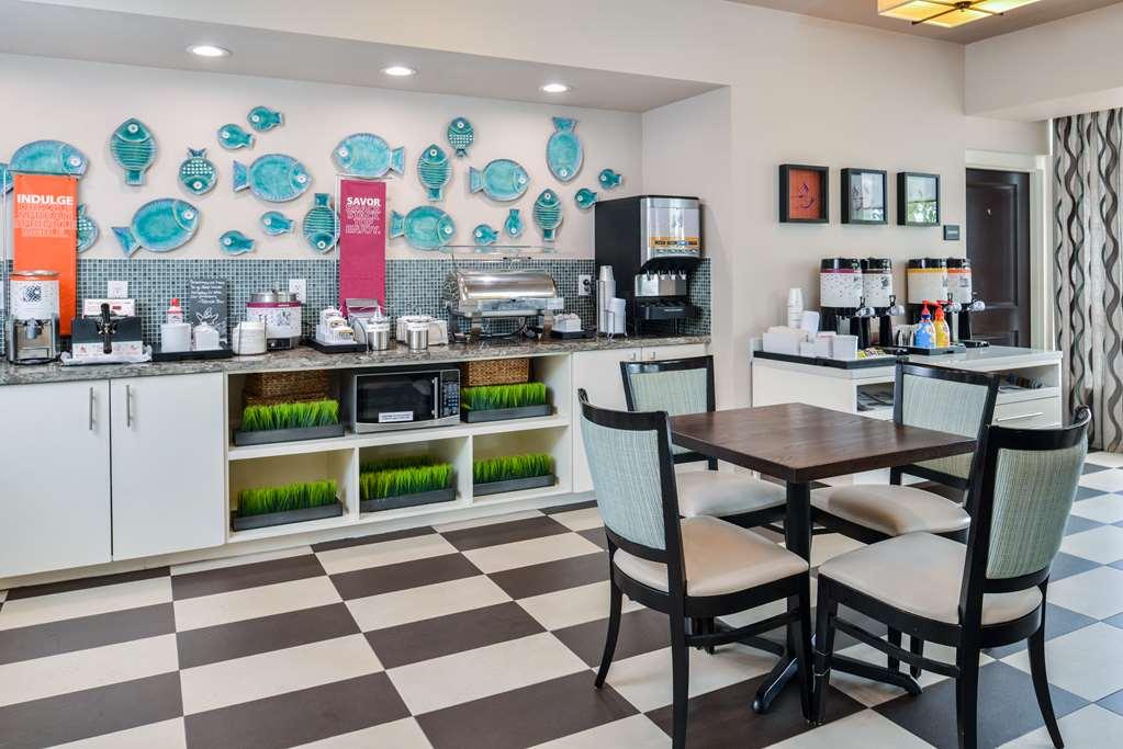 Hampton Inn Vero Beach Outlets Restoran fotoğraf